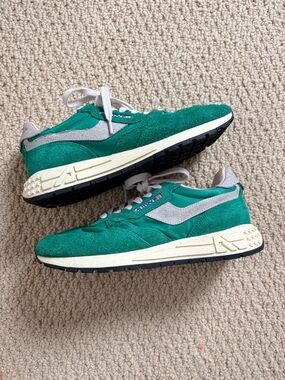 Autry Women’s Green Suede & Nylon Retro Runner Sneakers